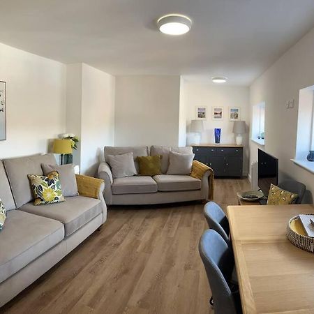 No5 At 53 - 2 Bed Apartment In Leek, Staffs Peak District Eksteriør billede