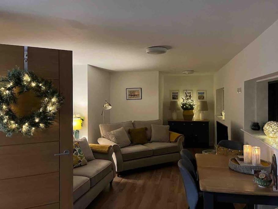 No5 At 53 - 2 Bed Apartment In Leek, Staffs Peak District Eksteriør billede